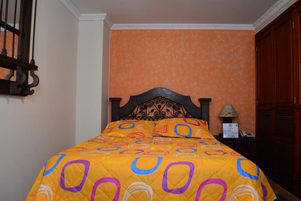 Hotel Casa Colonial Santa Rosa De Cabal Kamer foto