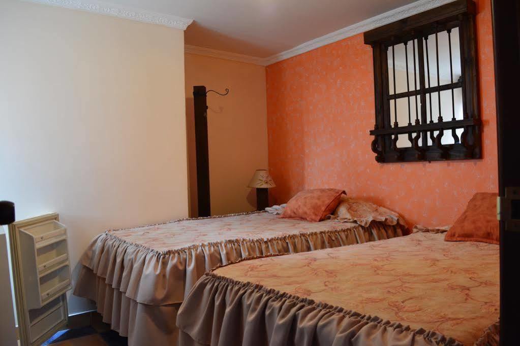 Hotel Casa Colonial Santa Rosa De Cabal Buitenkant foto
